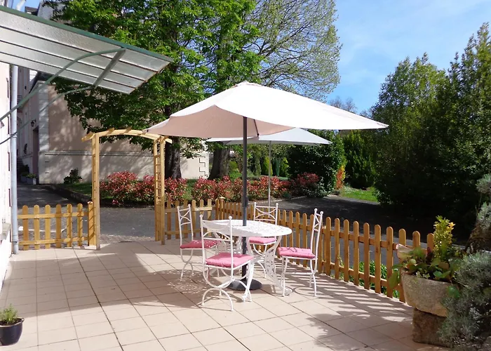 The Coachhouse Lejlighed L'Isle-Jourdain (Vienne)